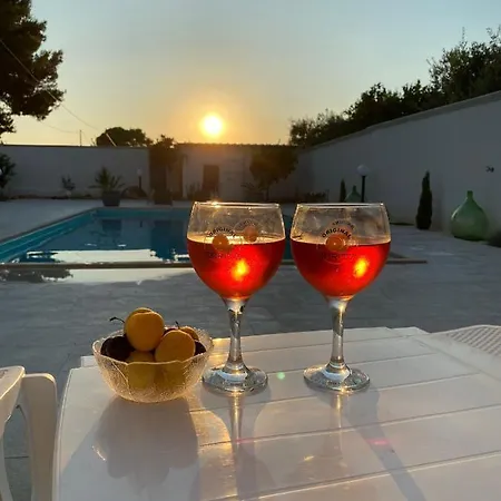 Giulia Villa *